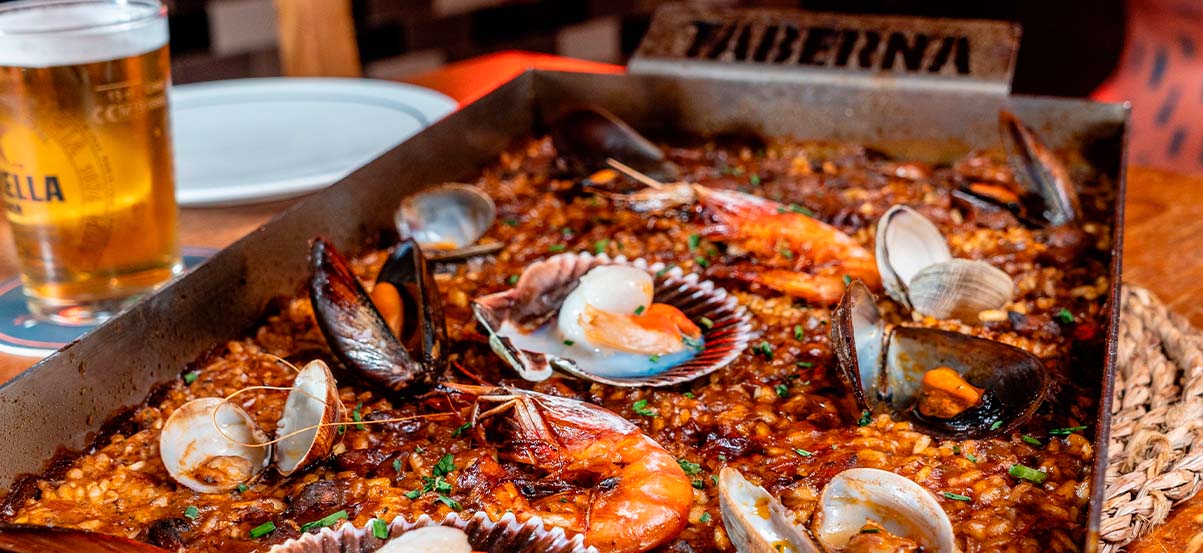 ARROCES A LA "LLAUNA" EN TABERNA